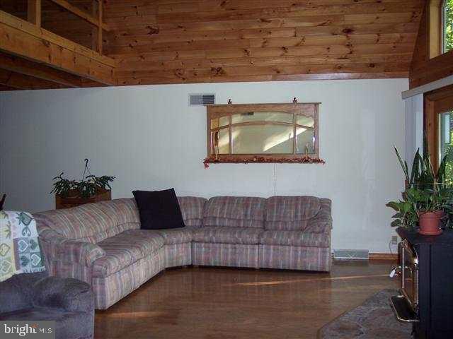 445 Ponderosa Road Carlisle, PA 17015 - Photo 9 of 12 Gallery Image 9