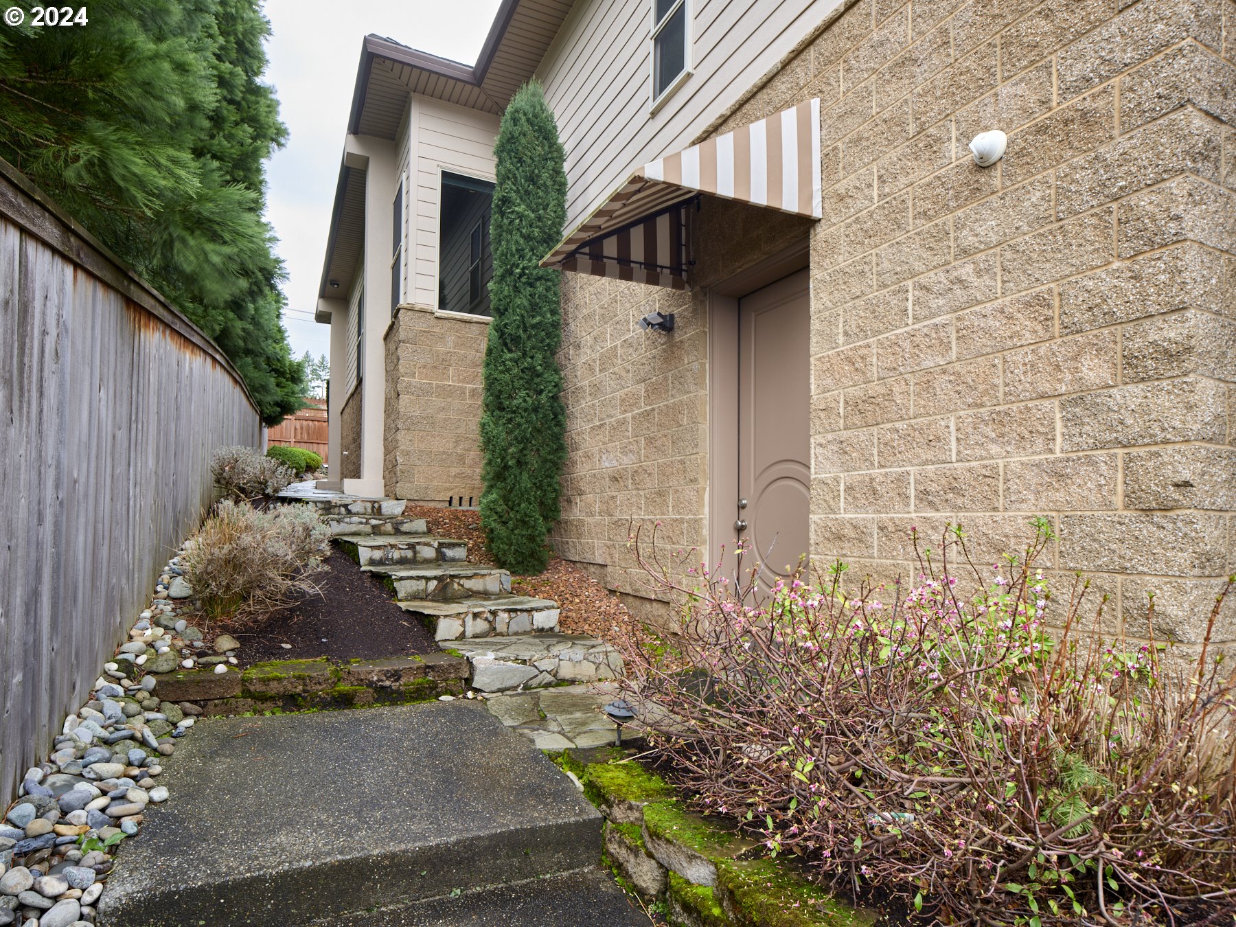 6019 Southeast Riverside Drive Vancouver, WA 98661 - Photo 44 of 48 Guest Quarters