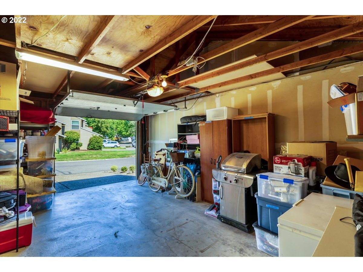 7835 Southwest Raintree Drive Beaverton, OR 97008 - Photo 19 of 24 Gallery Image 19
