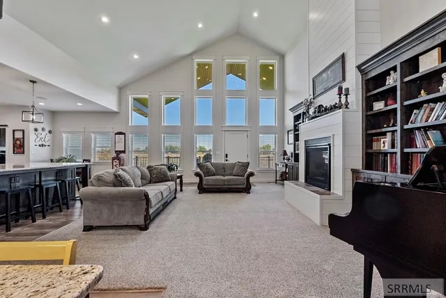 $1,050,000 | 3506 East 126 North, Rigby, ID 83442