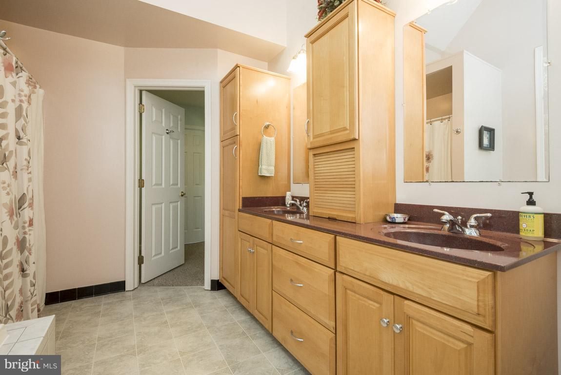 23246 Gilpin Point Road Preston, MD 21655 - Photo 22 of 30 Bath (Master)