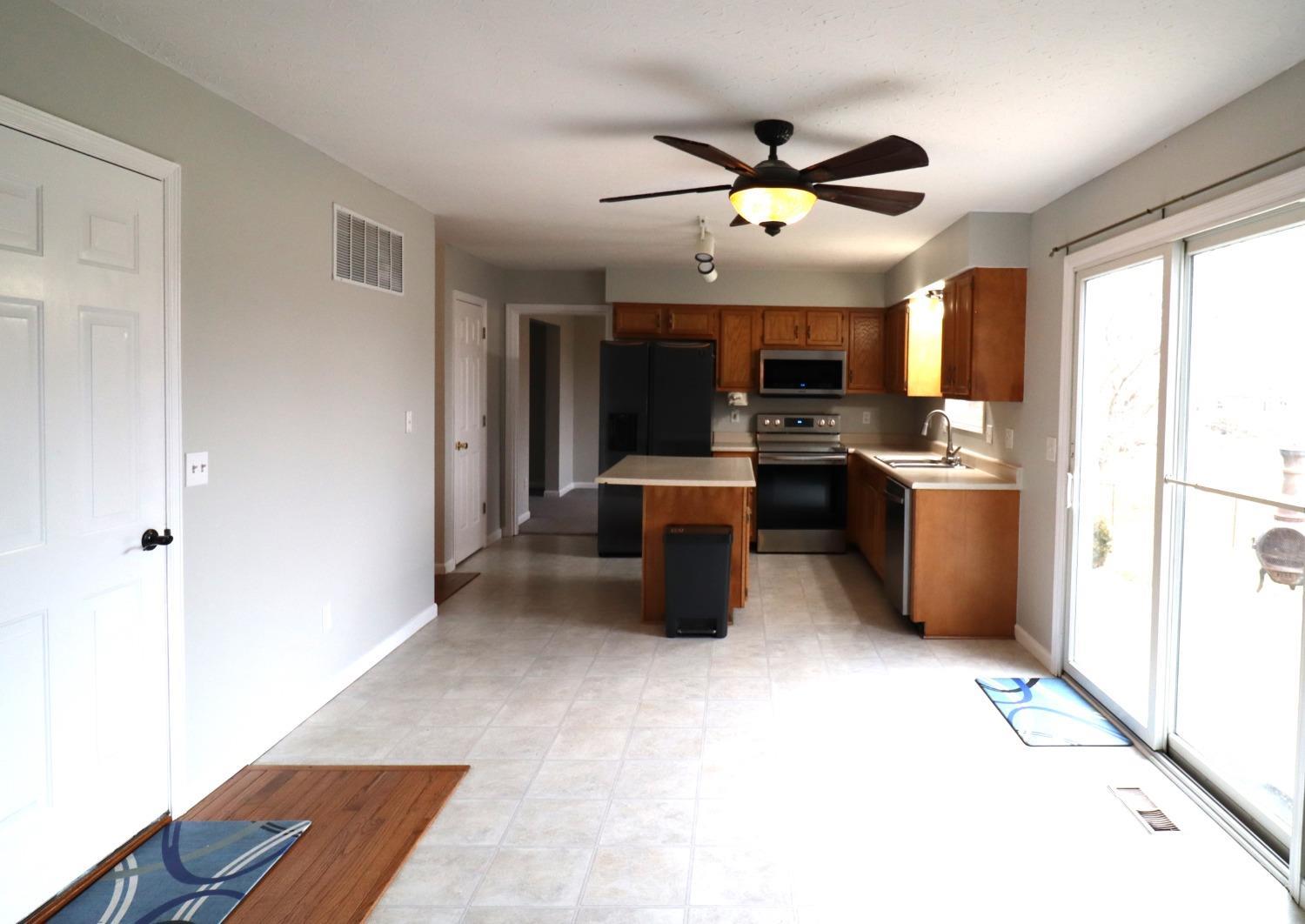 3540 West Galbraith Road Cincinnati, OH 45239 - Photo 5 of 47 Gallery Image 5