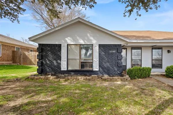 $2,300 | 5349 Northridge Boulevard, North Richland Hills, TX 76180