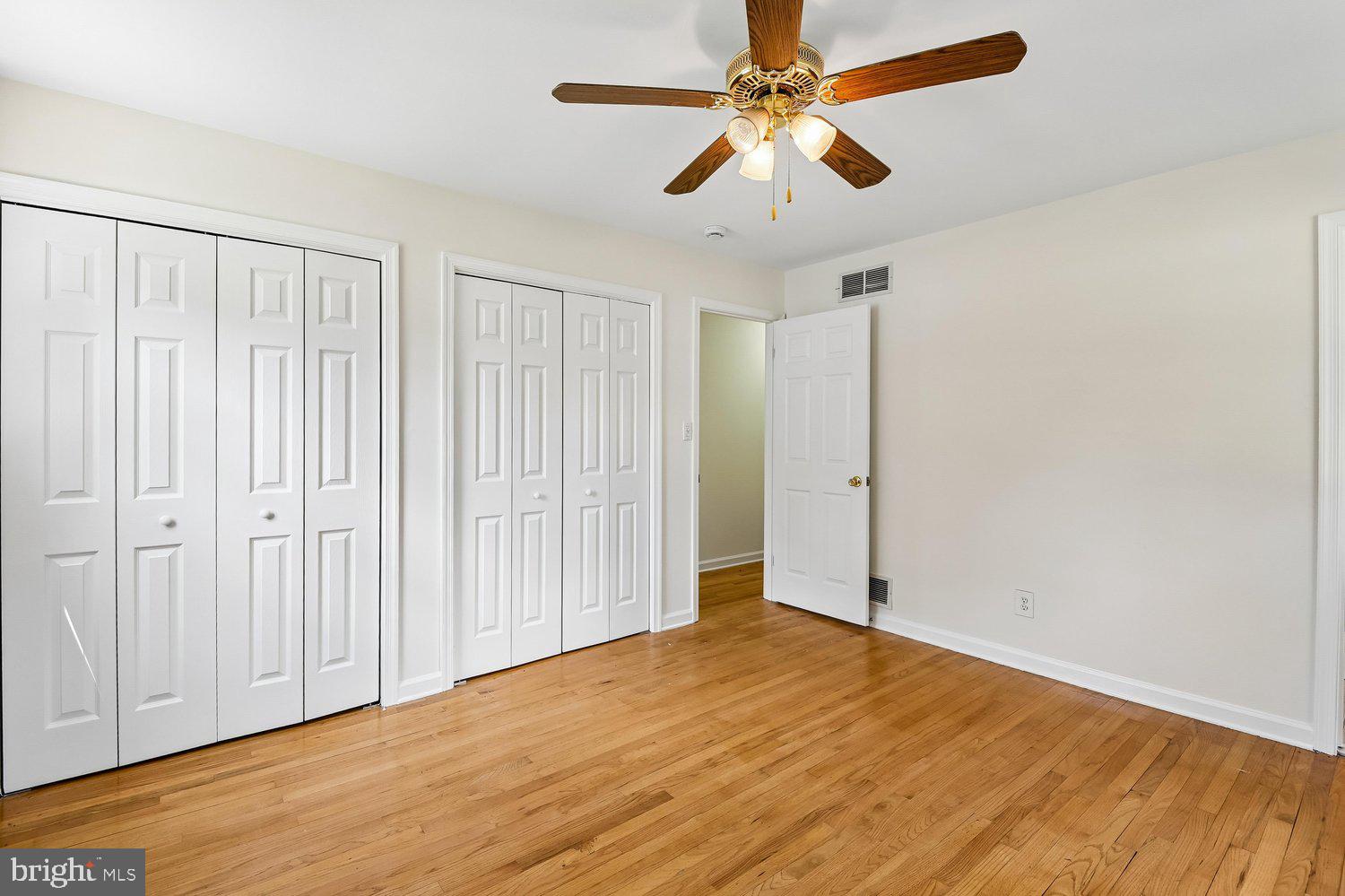 7879 Elizabeth Road Pasadena, MD 21122 - Photo 22 of 36 Primary Bedroom