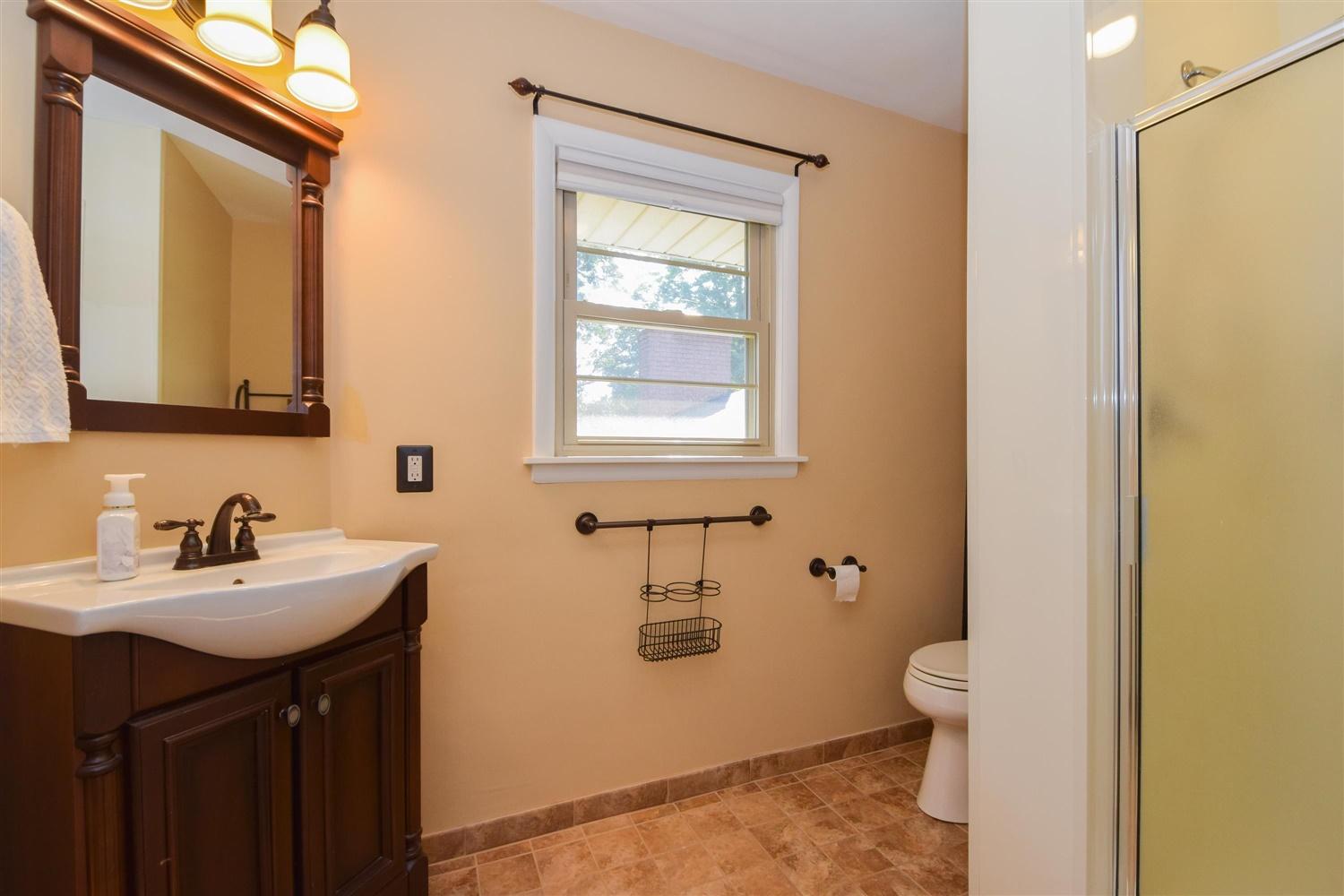 4958 Bower Road Roanoke, VA 24018 - Photo 11 of 30 11-4958 Bower-11