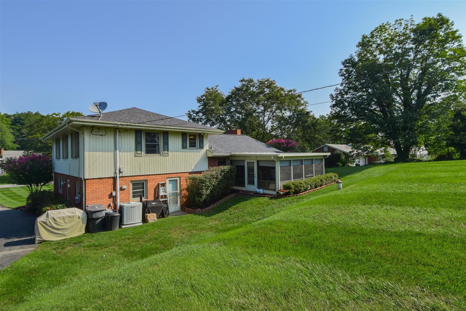 4958 Bower Road Roanoke, VA 24018 - Photo 25 of 30 26-4958 Bower-26