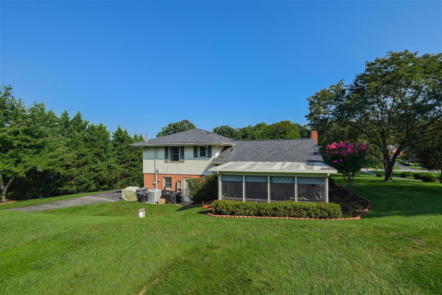 4958 Bower Road Roanoke, VA 24018 - Photo 26 of 30 27-4958 Bower-27