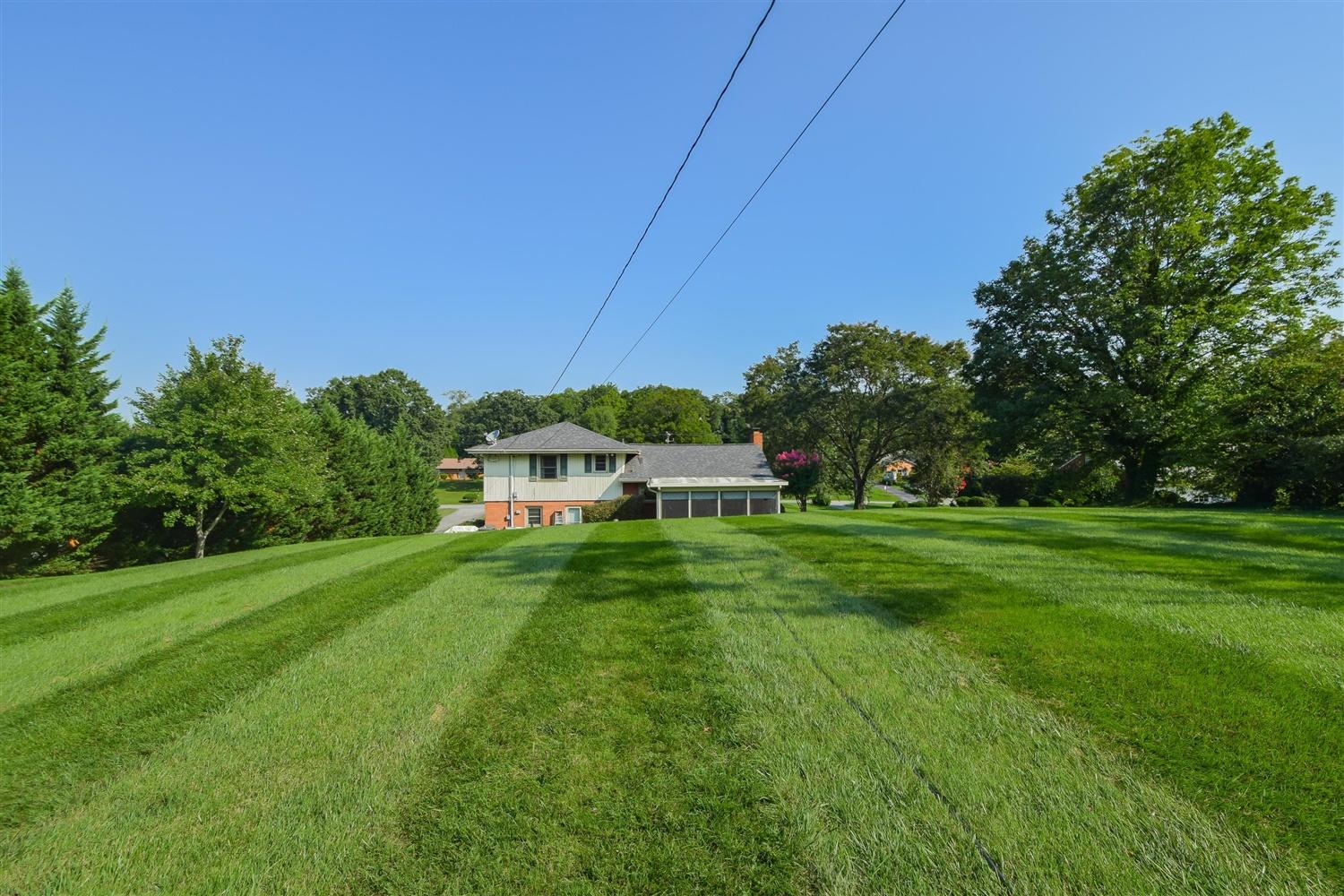 4958 Bower Road Roanoke, VA 24018 - Photo 27 of 30 28-4958 Bower-28