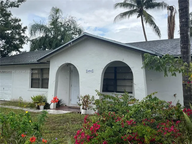 $3,300 | 14841 Southwest 71st Street, Miami, FL 33193