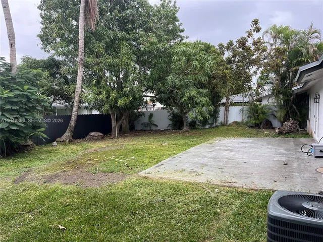 $3,000 | 14841 Southwest 71st Street, Miami, FL 33193