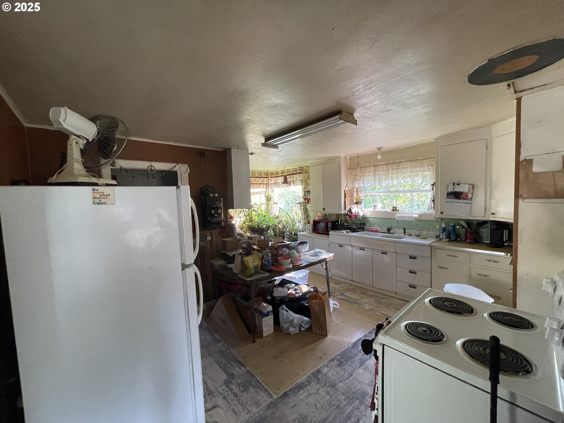 46255 Highway 242 Myrtle Point, OR 97458 - Photo 23 of 32