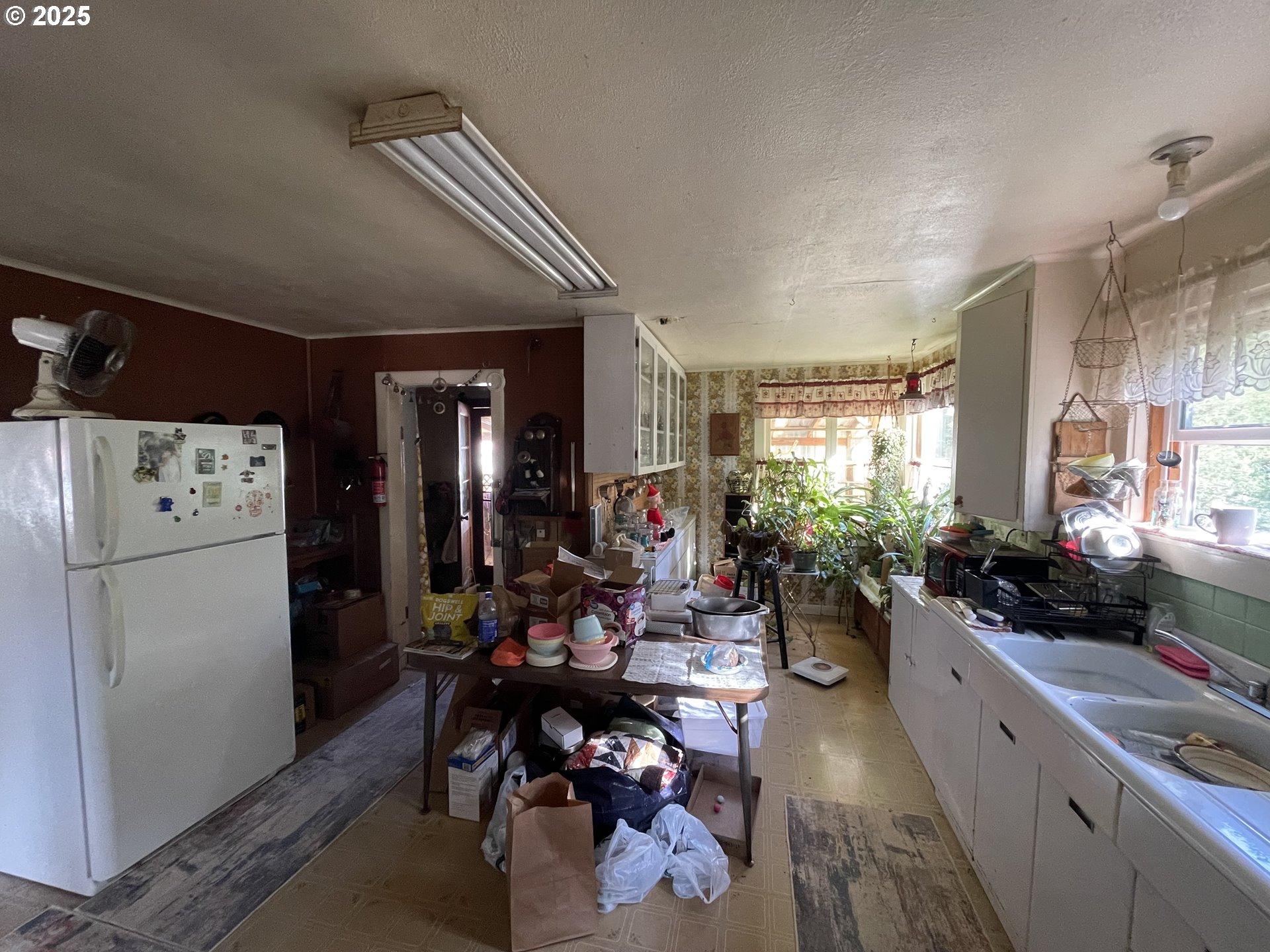 46255 Highway 242 Myrtle Point, OR 97458 - Photo 24 of 32