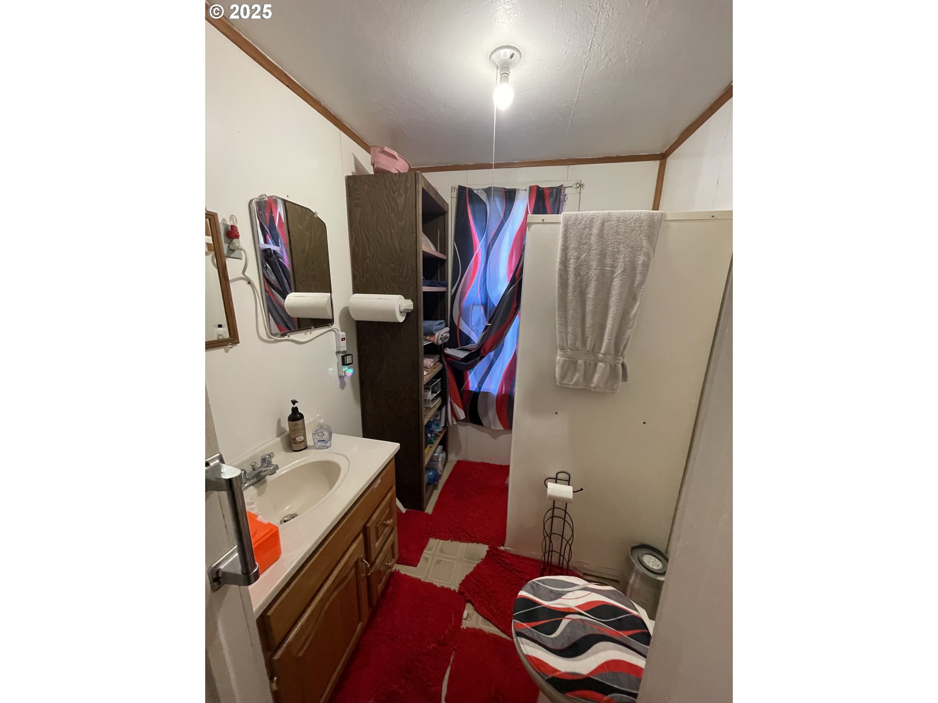 46255 Highway 242 Myrtle Point, OR 97458 - Photo 30 of 32