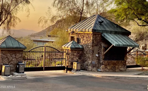 $3,500,000 | 7425 North 58th Place, Unit 23, Paradise Valley, AZ 85253