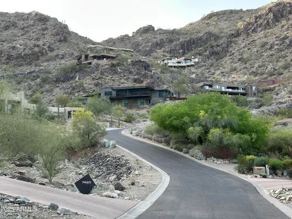 $3,500,000 | 7425 North 58th Place, Unit 23, Paradise Valley, AZ 85253