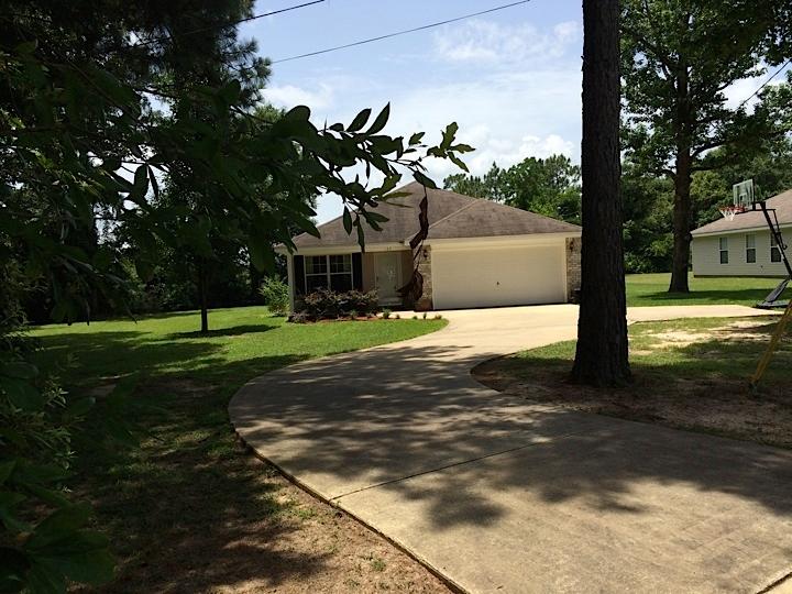 157 Jones Road Crestview, FL 32536 - Photo 3 of 40 Gallery Image 3
