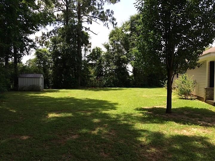 157 Jones Road Crestview, FL 32536 - Photo 6 of 40 Gallery Image 6