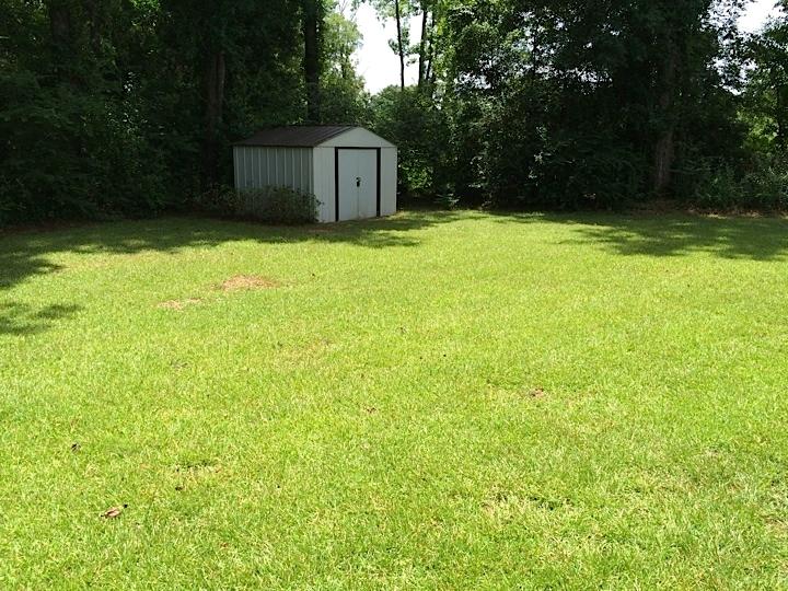 157 Jones Road Crestview, FL 32536 - Photo 8 of 40 Gallery Image 8