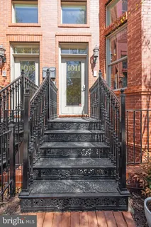 $1,300,000 | 1011 T Street Northwest, Unit A, Washington, DC 20001