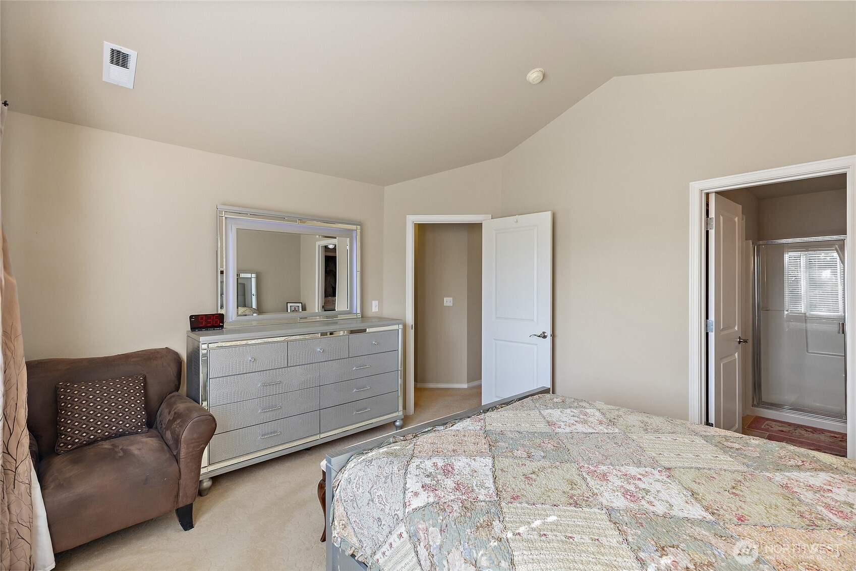 442 Tacoma Place Northeast Renton, WA 98056 - Photo 10 of 17 a room with a bed and a dresser