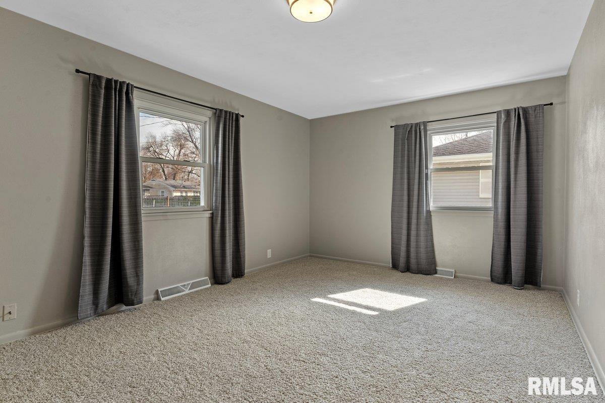 3300 Stanton Street Springfield, IL 62703 - Photo 17 of 35