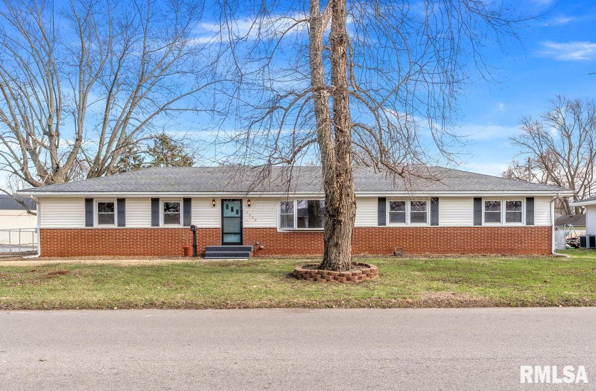 3300 Stanton Street Springfield, IL 62703 - Photo 4 of 35
