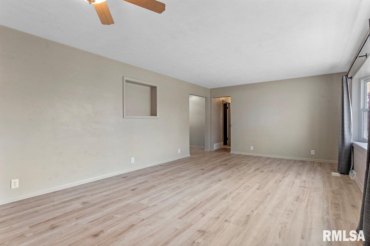 3300 Stanton Street Springfield, IL 62703 - Photo 6 of 35