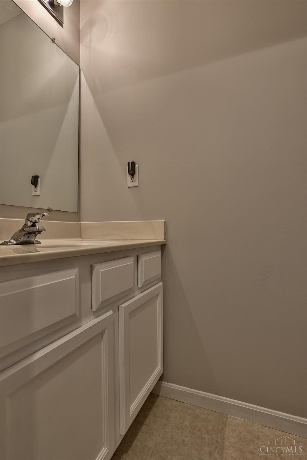 200 Regency Square Maineville, OH 45039 - Photo 31 of 45 Gallery Image 31