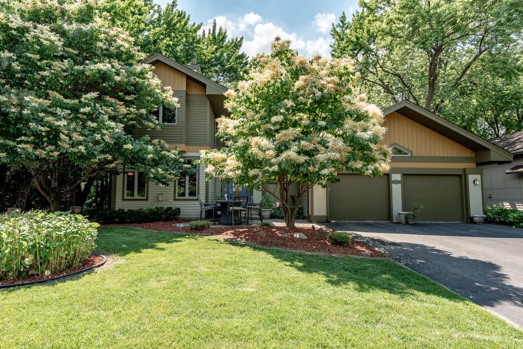 180 King Hill Road Golden Valley, MN 55416 - Photo 1 of 42 Gallery Image 1