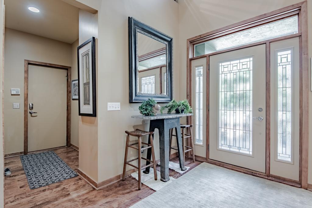 180 King Hill Road Golden Valley, MN 55416 - Photo 11 of 42 Gallery Image 11