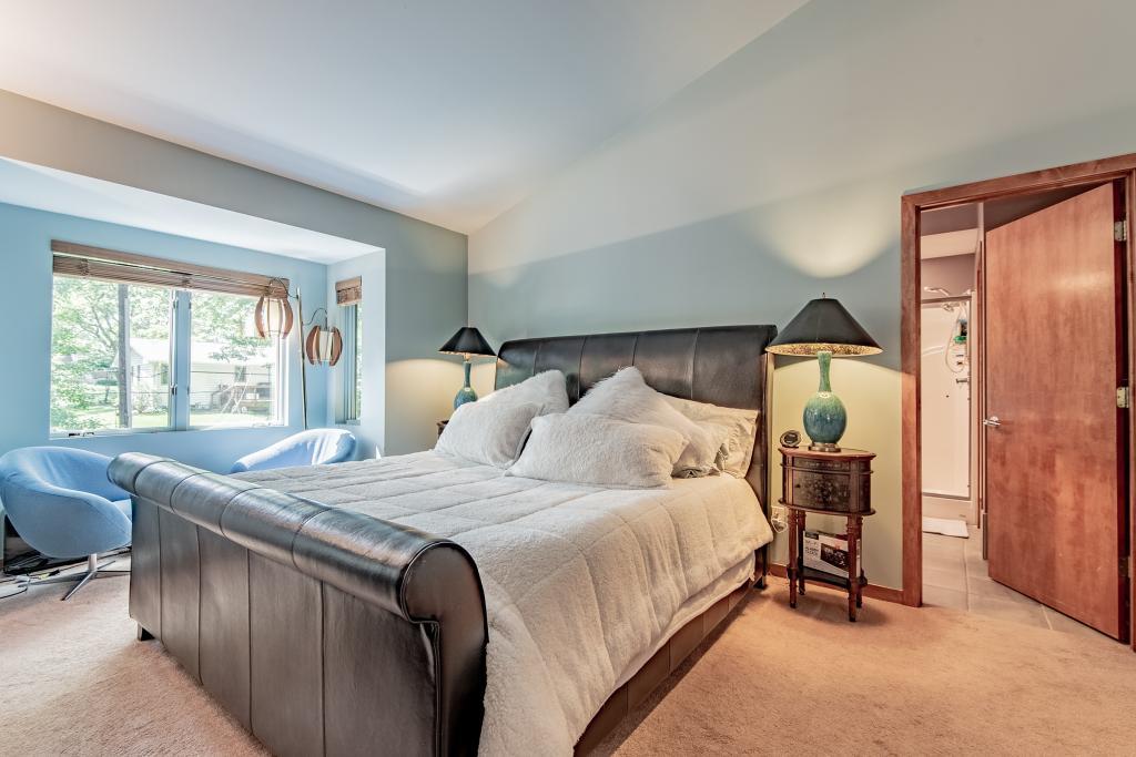 180 King Hill Road Golden Valley, MN 55416 - Photo 24 of 42 Gallery Image 24