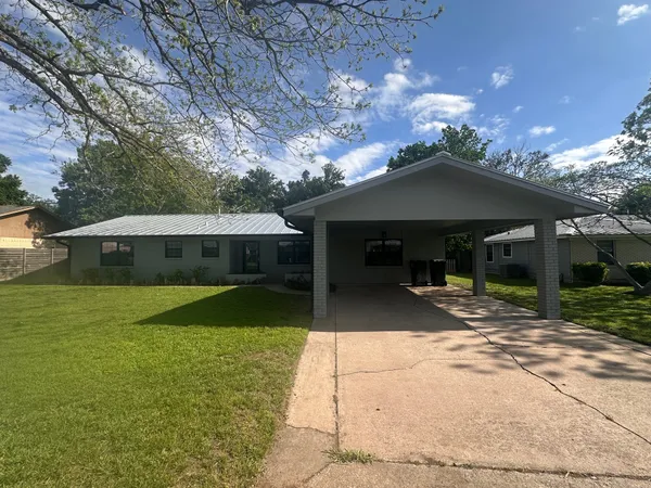 $1,985 | 110 Al Jones Street, Bastrop, TX 78602
