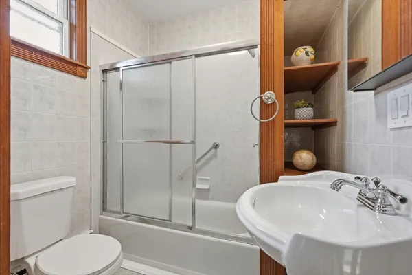 $475,000 | 20 Perkins Street, Westfield, MA 01085