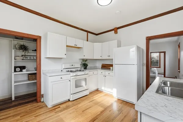 $475,000 | 20 Perkins Street, Westfield, MA 01085