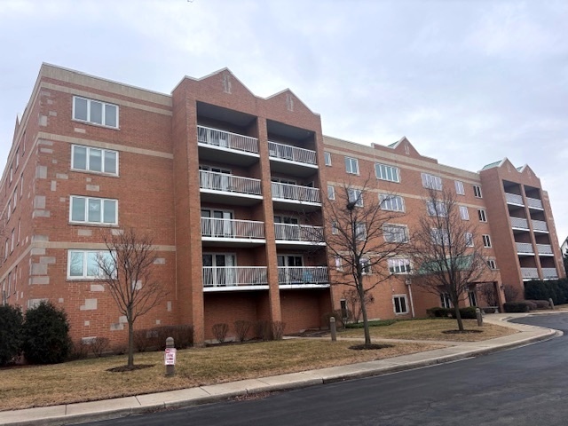 7450 North Waukegan Road, Unit 401 Niles, IL 60714 - Photo 1 of 1