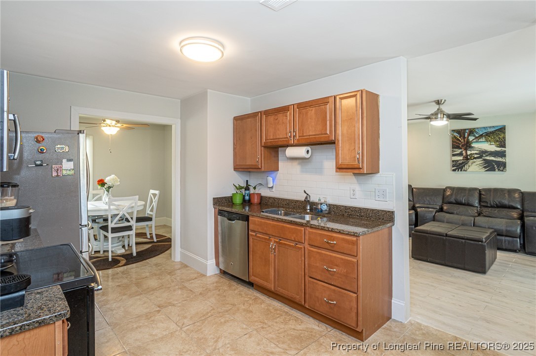 100 Elfreth Lane Spring Lake, NC 28390 - Photo 7 of 28 Gallery Image 7