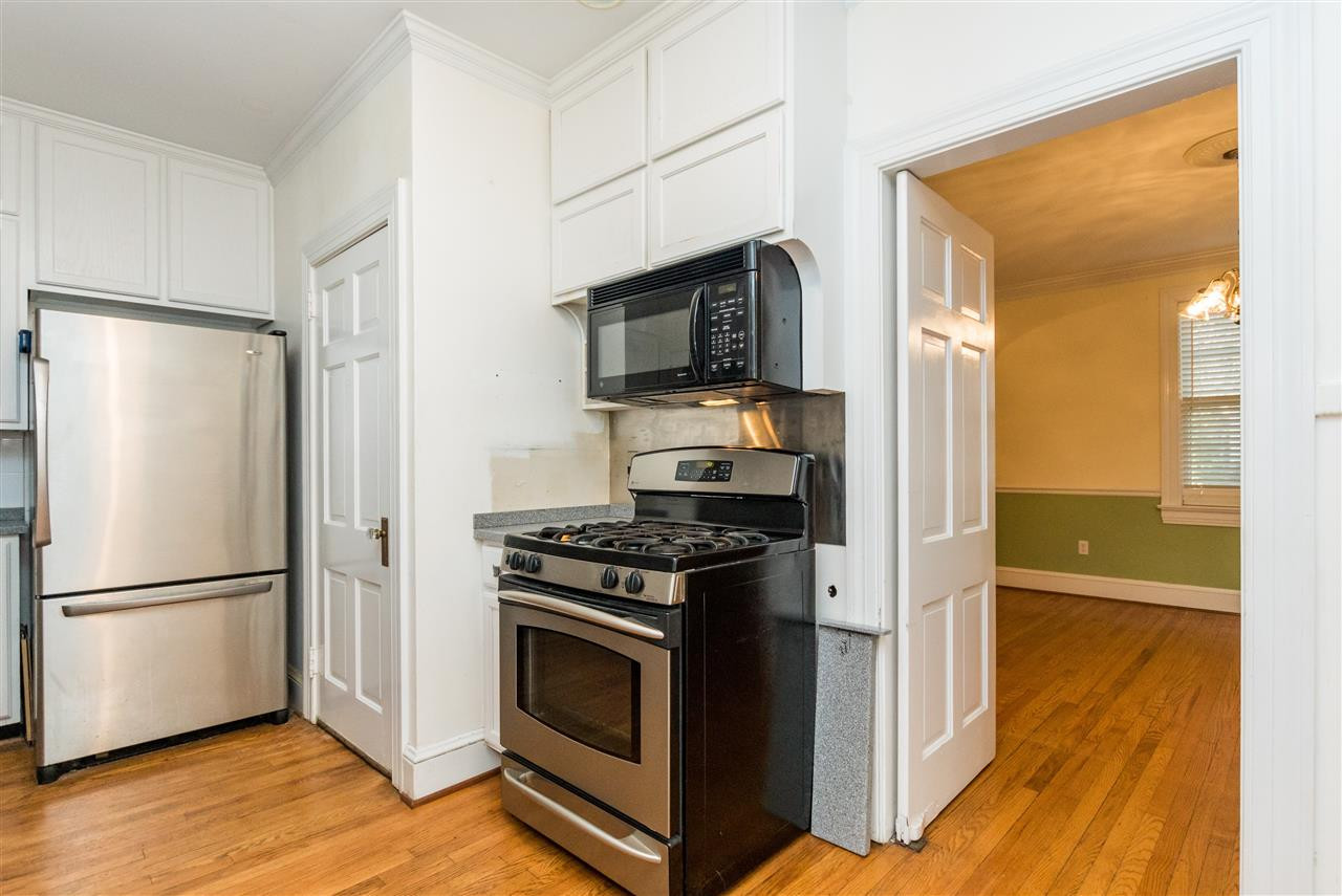 509 Burton Street Raleigh, NC 27608 - Photo 9 of 25 Photo 9