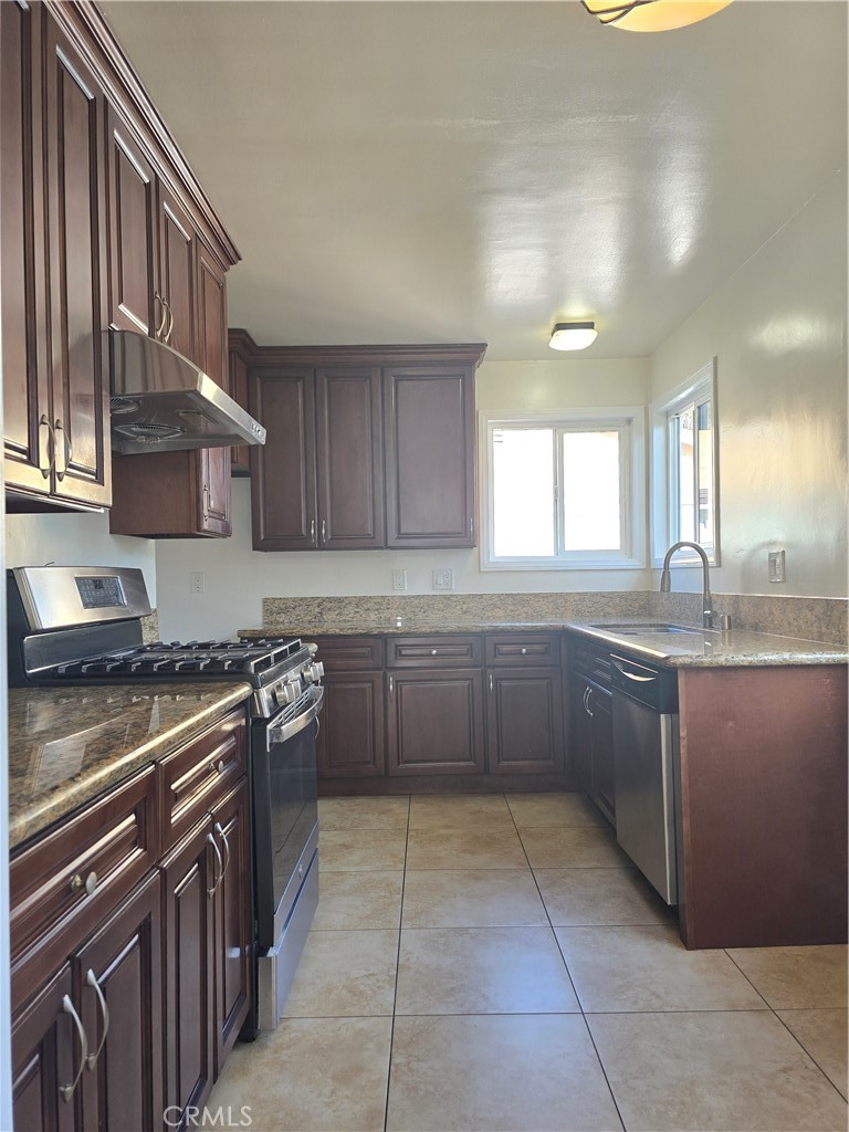 8324 Advent Avenue Pico Rivera, CA 90660 - Photo 6 of 16