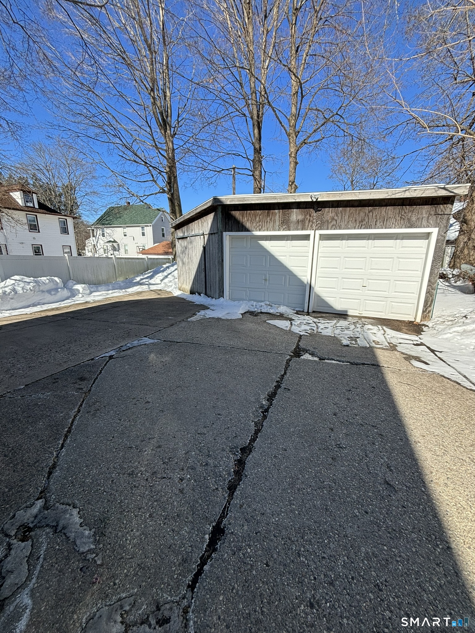 11 Roberts Street, Unit 3 Bristol, CT 06010 - Photo 2 of 11 a view of a backyard of a house