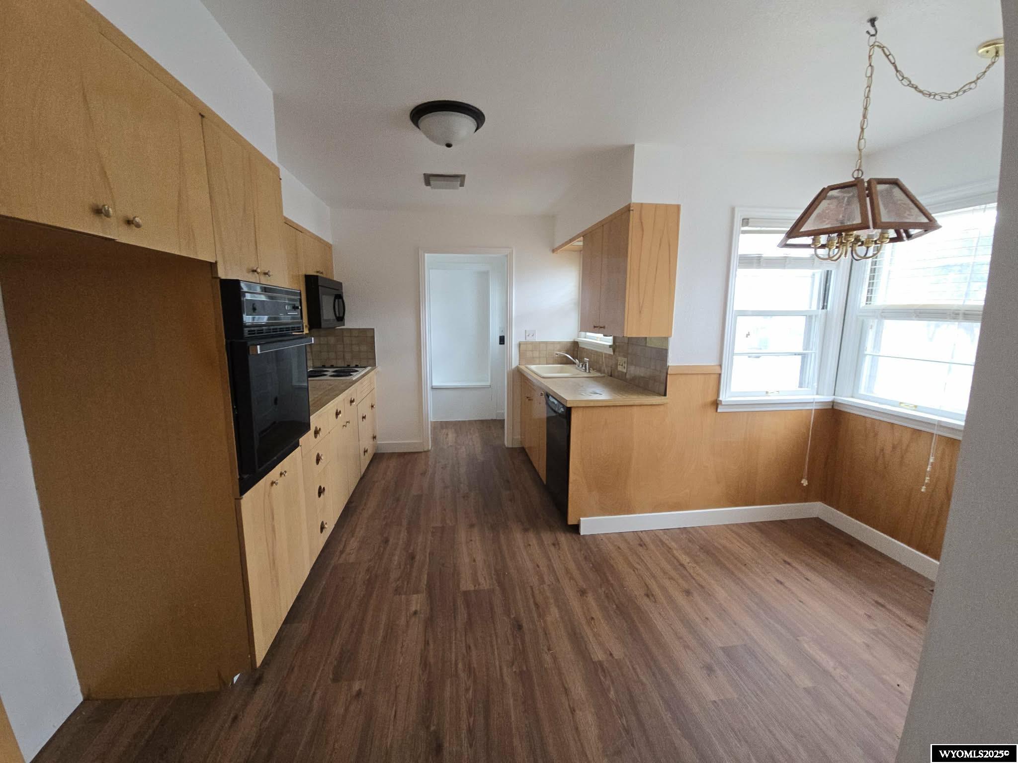 137 Loma Vista Road Torrington, WY 82240 - Photo 5 of 19