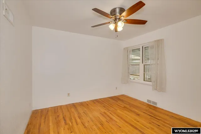 $194,900 | 137 Loma Vista Road, Torrington, WY 82240