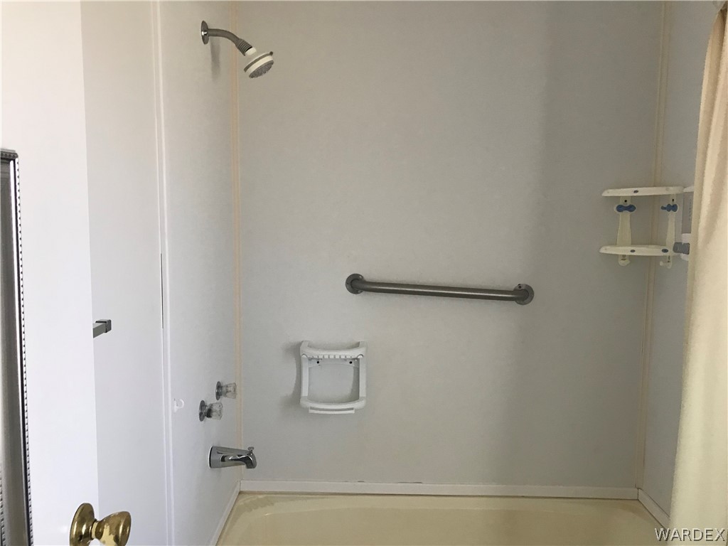 2066 East El Rodeo Road, Unit 5 Fort Mohave, AZ 86426 - Photo 26 of 34 Master Bathroom