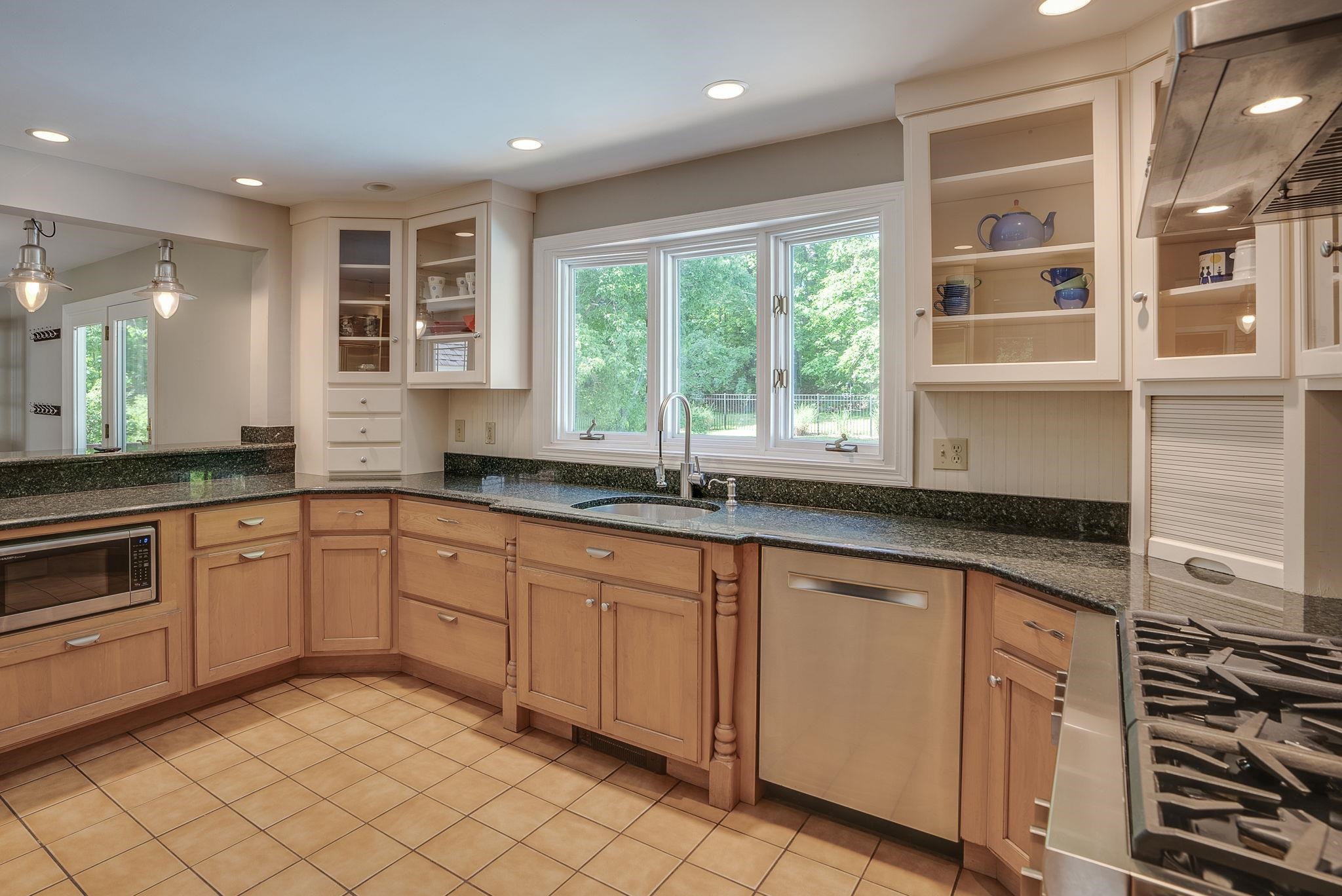 9 Rolling Ridge Road Windham, NH 03087 - Photo 15 of 38