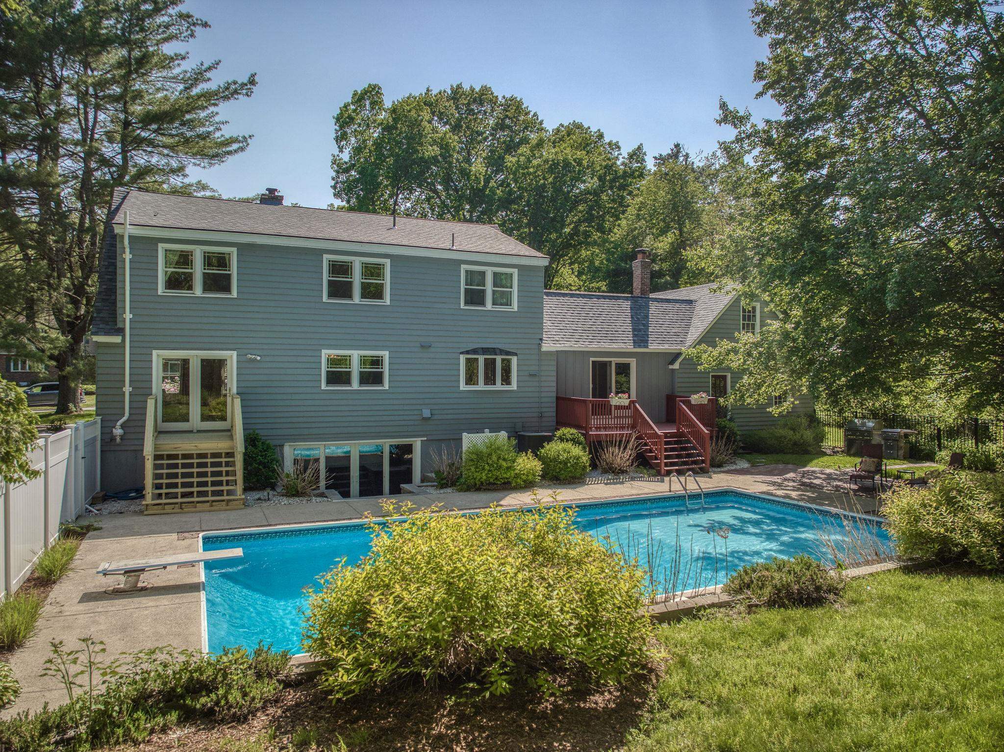 9 Rolling Ridge Road Windham, NH 03087 - Photo 6 of 38