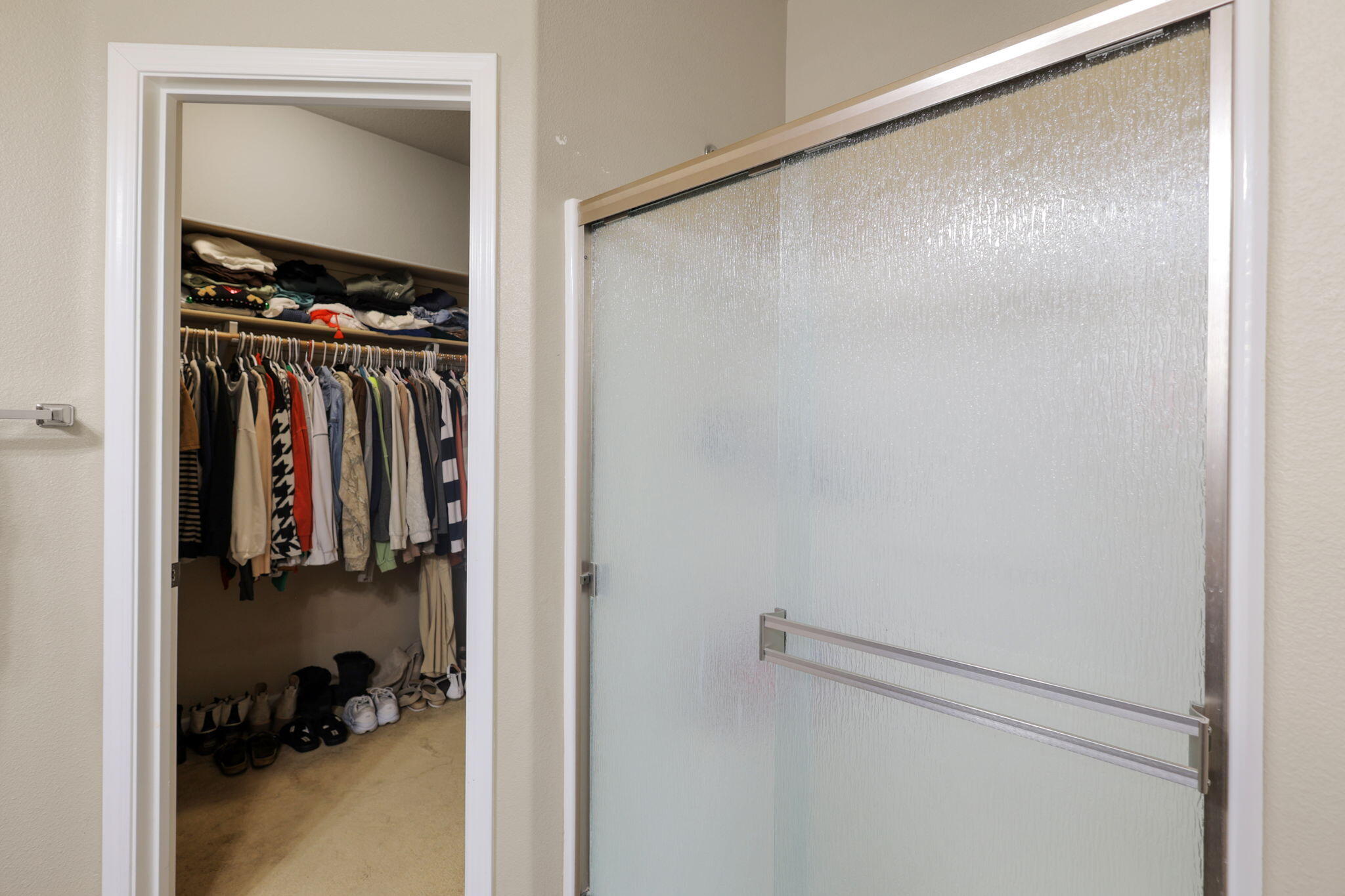3642 Geyser Way Anderson, CA 96007 - Photo 23 of 46 Bedroom 2 Closet & Shower