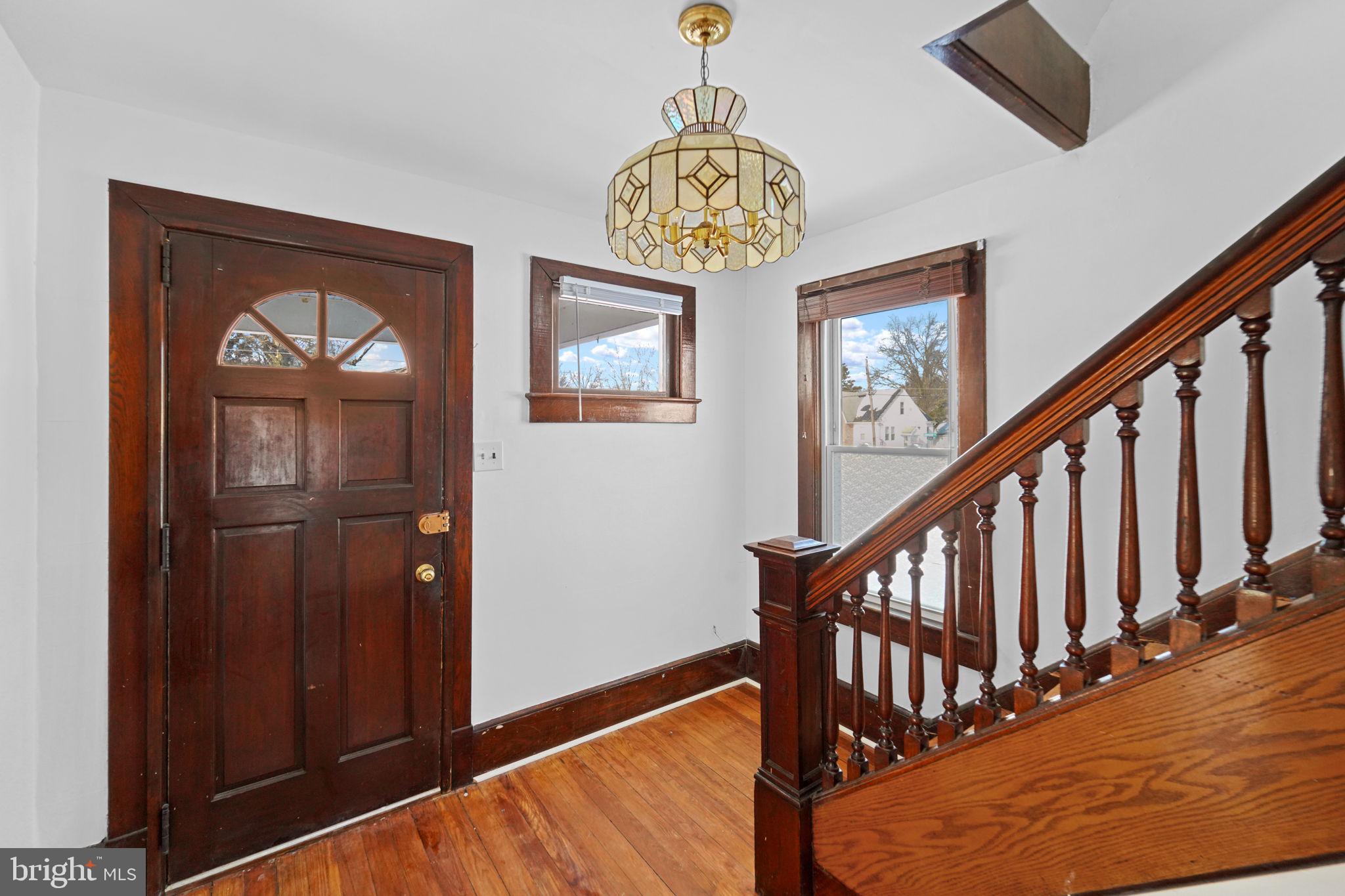 200 Union Street Salem, NJ 08079 - Photo 5 of 43 a view of entryway with a front door