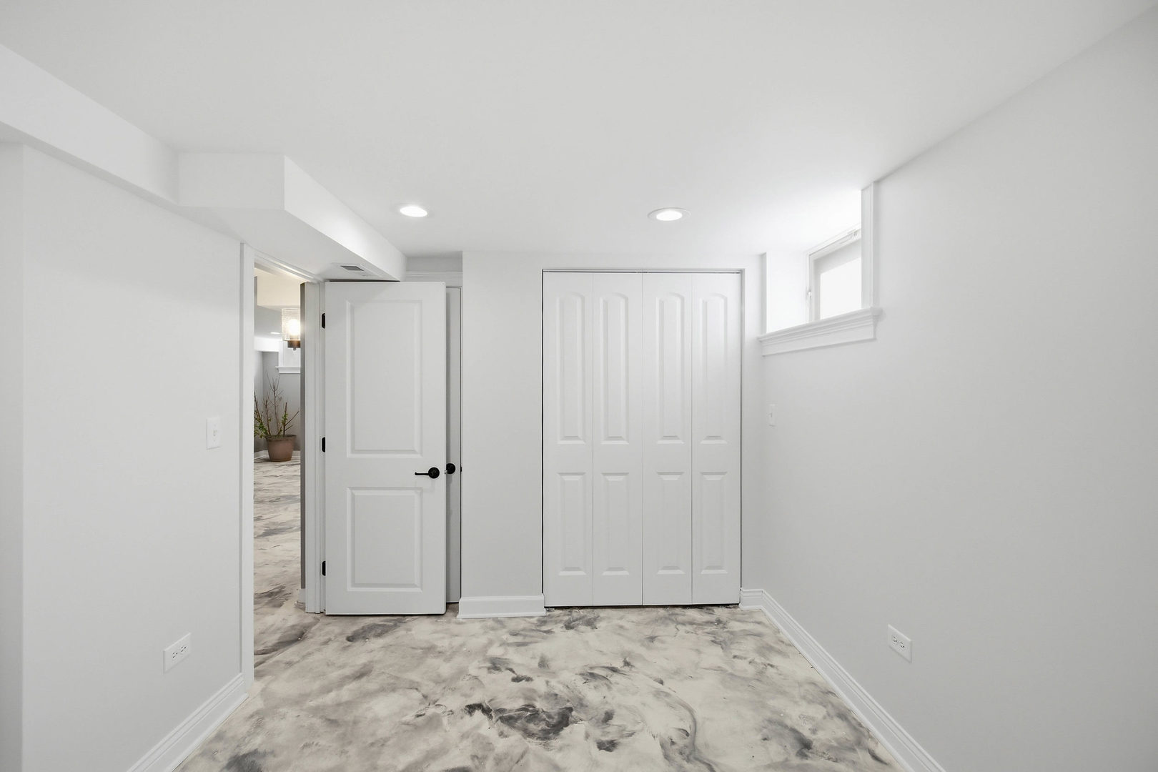 1020 Hill Avenue Elgin, IL 60120 - Photo 24 of 43