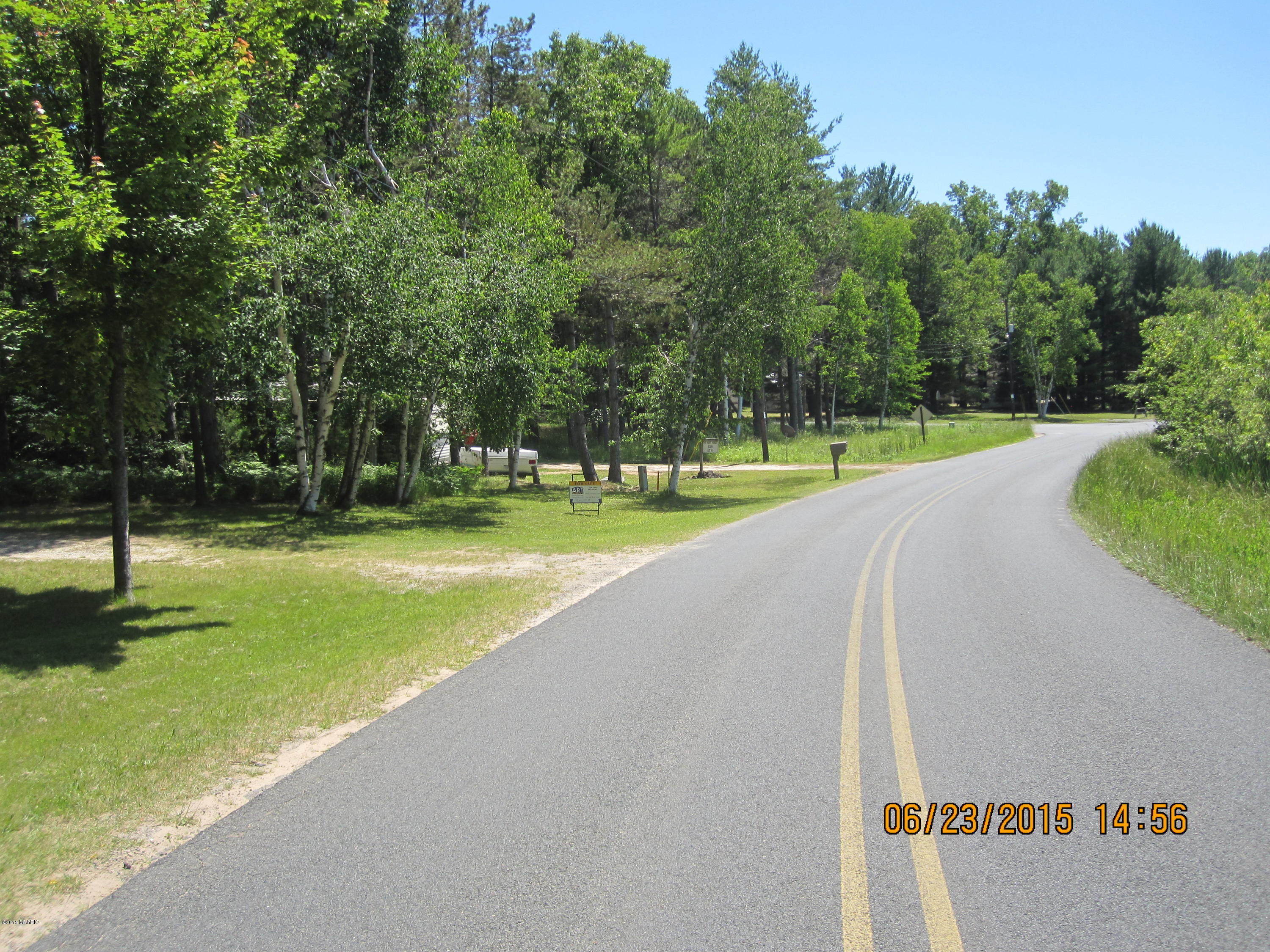 1698 North Ridge Road Mears, MI 49436 - Photo 6 of 11 spykmailART 390