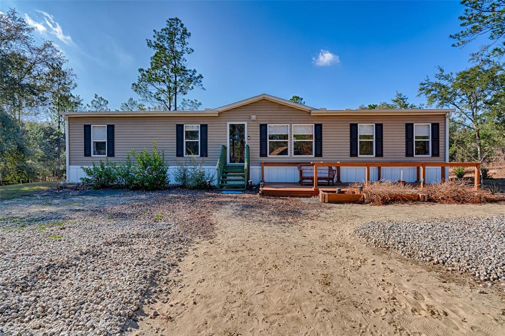 152 Piper Drive Hawthorne, FL 32640 - Photo 2 of 42