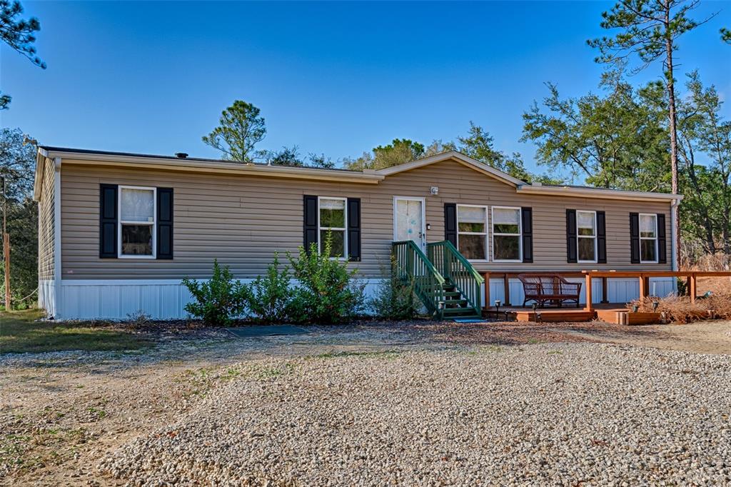 152 Piper Drive Hawthorne, FL 32640 - Photo 3 of 42